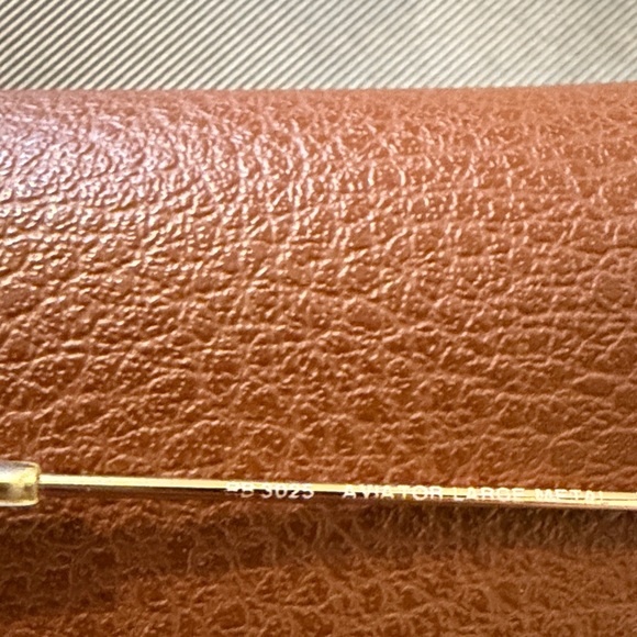 Ray-Ban Gold Frame Aviator Sunglasses with Dark Green/Gray Lenses - RB3025 - Picture 8 of 9